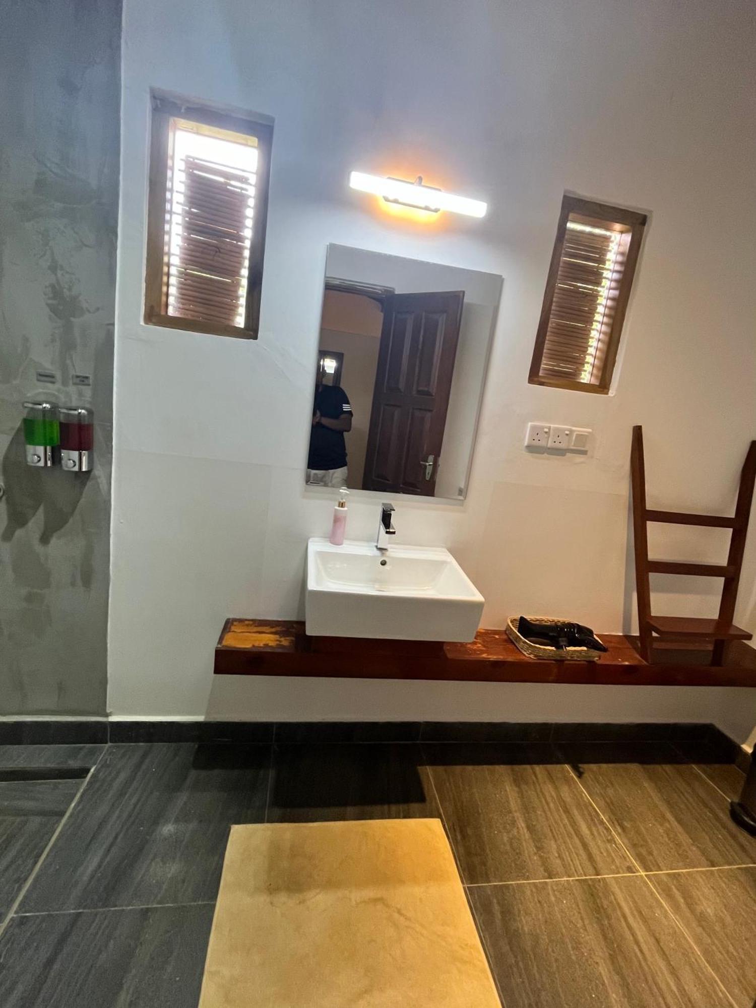 Hotel Cloud Nine Wilpattu By Aaradhya à Wanathavilluwa Extérieur photo