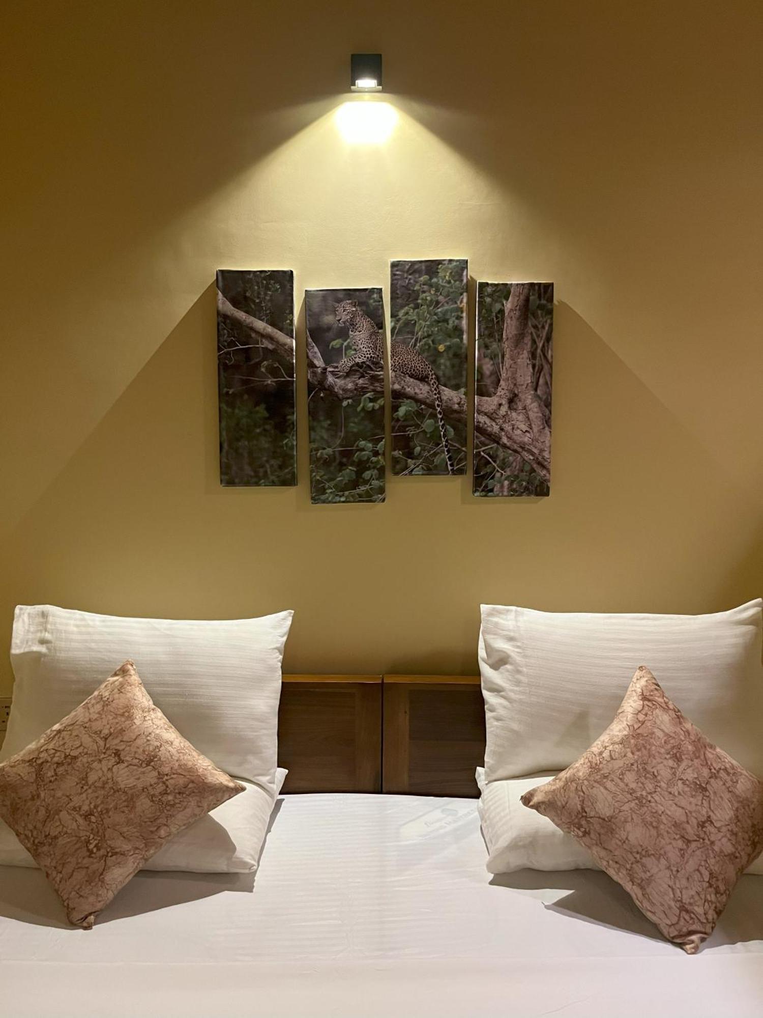 Hotel Cloud Nine Wilpattu By Aaradhya à Wanathavilluwa Extérieur photo